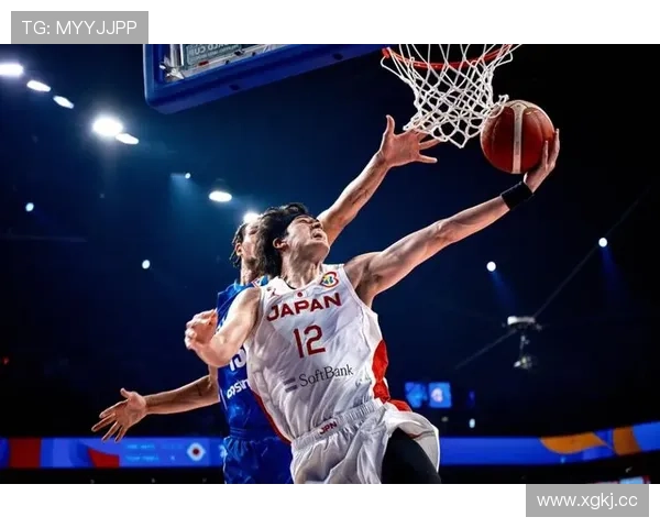 首节罚球悬殊哨声偏向日本男篮